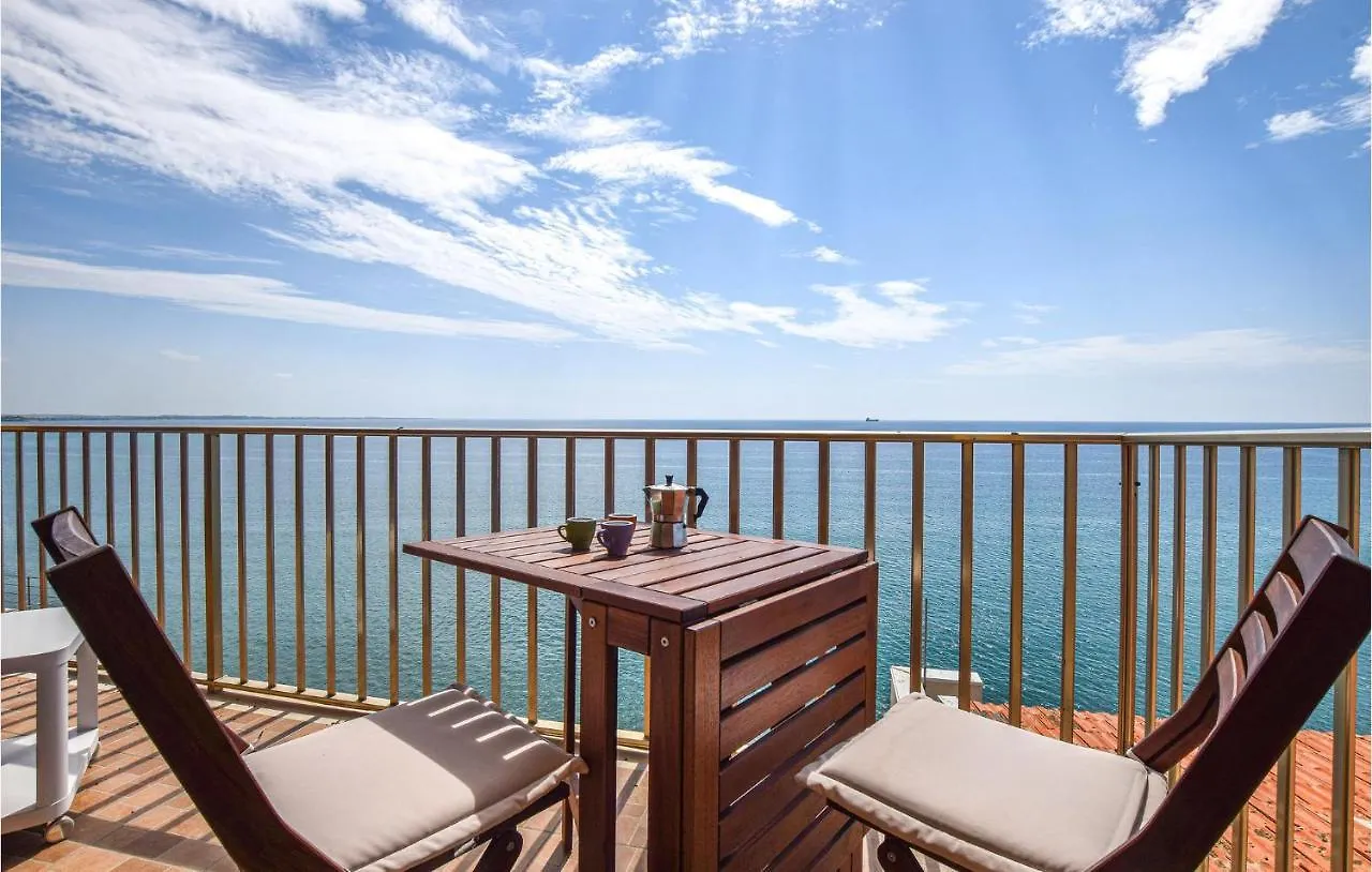 Bed and Breakfast Terrazze Sul Mare Pozzallo 3*,