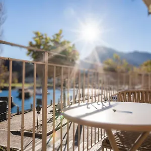 Luxury Rocopom - Front Hotel Malgrate
