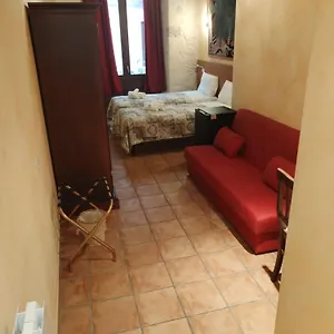 Palazzo Fulgher Pensión Cagliari
