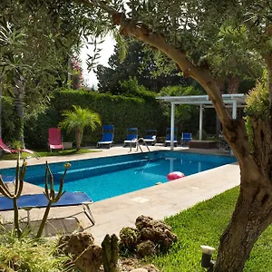 Ai Parchi Dei Parrini Bed & Breakfast